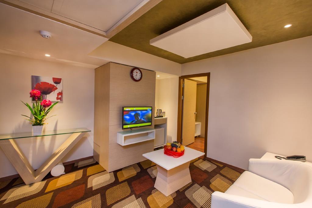 Pai Viceroy Hotel Tirupati Room photo