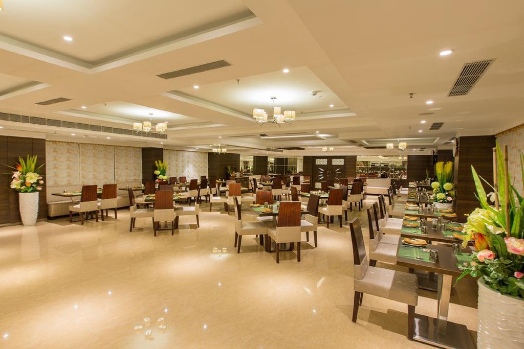 Pai Viceroy Hotel Tirupati Exterior photo