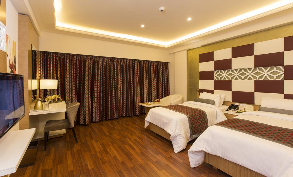 Pai Viceroy Hotel Tirupati Room photo